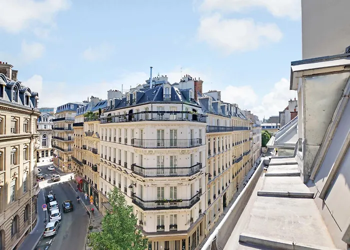 Newly Renovated 2p- Elysee St-honore アパート *